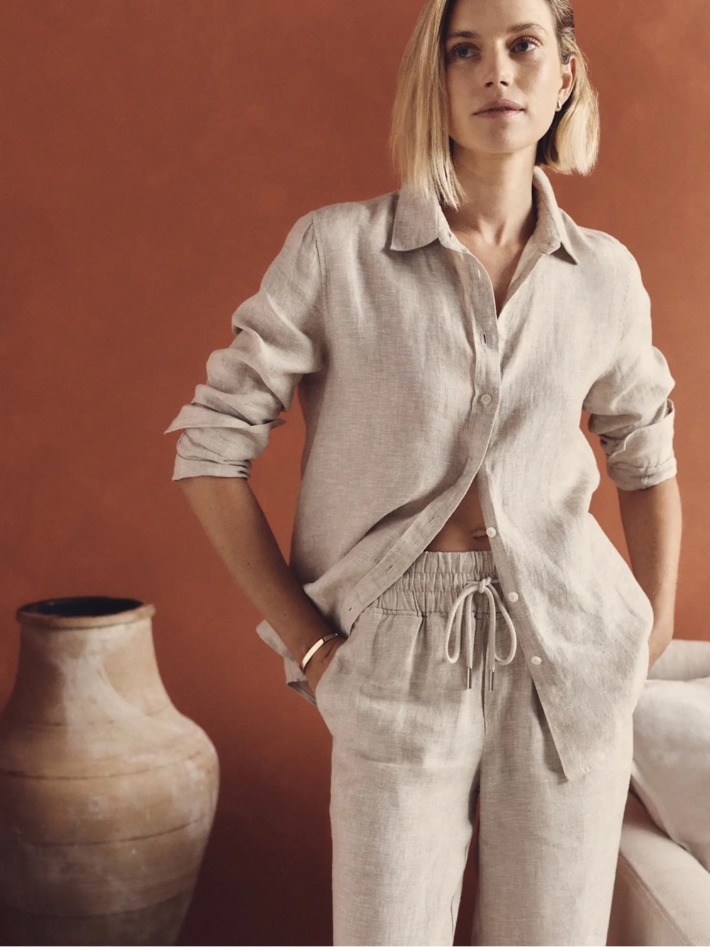 Quince Light Beige Linen Button-Down Shirt